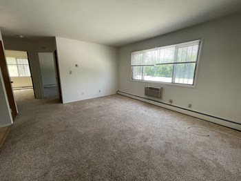 3869 N Humboldt Avenue 1-2 Beds Apartment for Rent - Photo Gallery 3