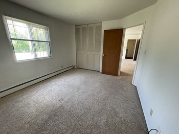 3869 N Humboldt Avenue 1-2 Beds Apartment for Rent - Photo Gallery 6