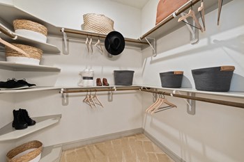 Walk-in closet with custom wood shelving - Photo Gallery 28
