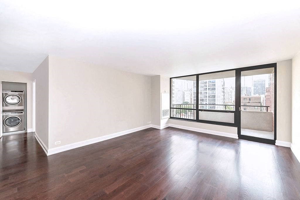 Astor House Living Room and Entryway