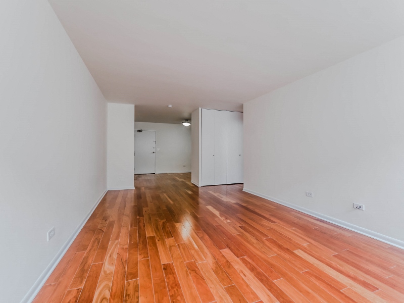 Presidential Apartments - Living Room