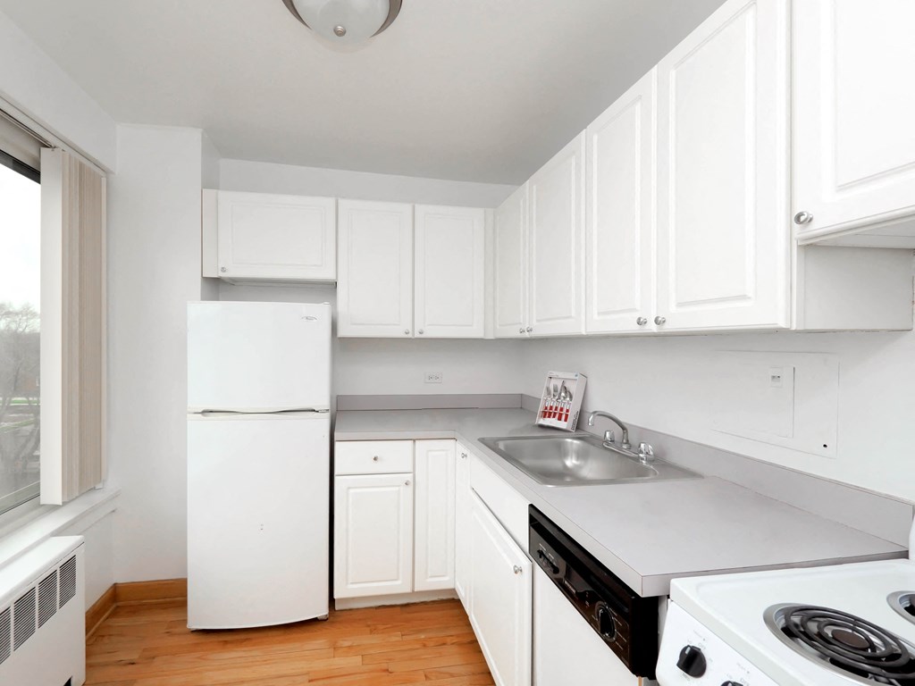 Clarendon Shores Kitchen