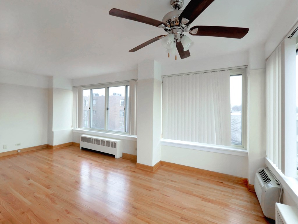 Clarendon Shores Living Room
