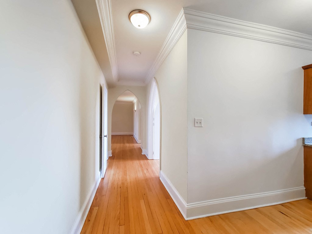 The Patricians Apartments Lincoln Park Chicago One Bedroom