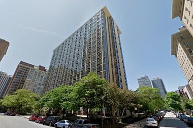 65 East Scott 1 Bed Apartment for Rent Photo Gallery 1