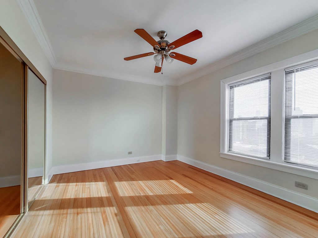 The Patricians Apartments Lincoln Park Chicago Bedroom