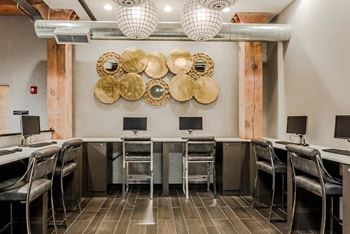 Business Center with computers and printer amenity