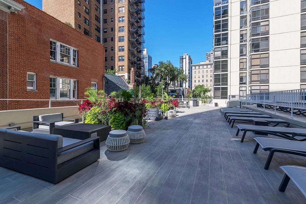 65 East Scott Sundeck