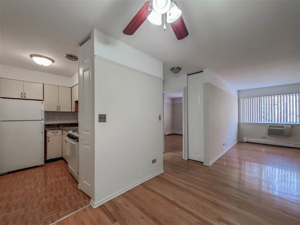 Grace Shores - Kitchen Living