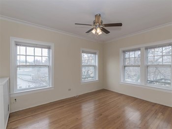 Hamilton - Wood Floors, Ceiling Fan Hamilton - Wood Floors, Ceiling Fan - Photo Gallery 4