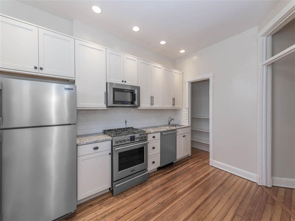 The Pelham - Kitchen