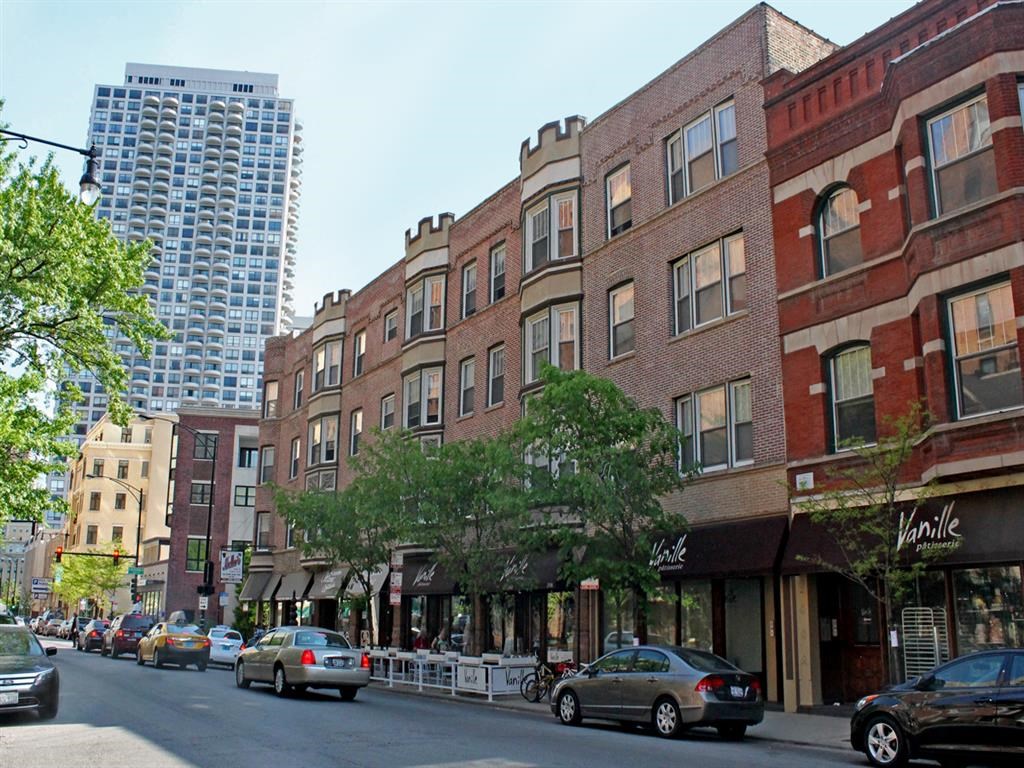 The Pelham - Exterior