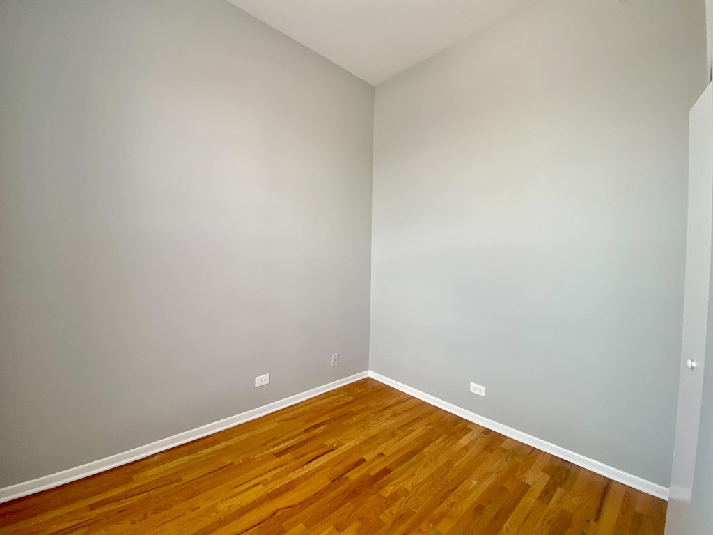 Fullerton Lofts - Bedroom