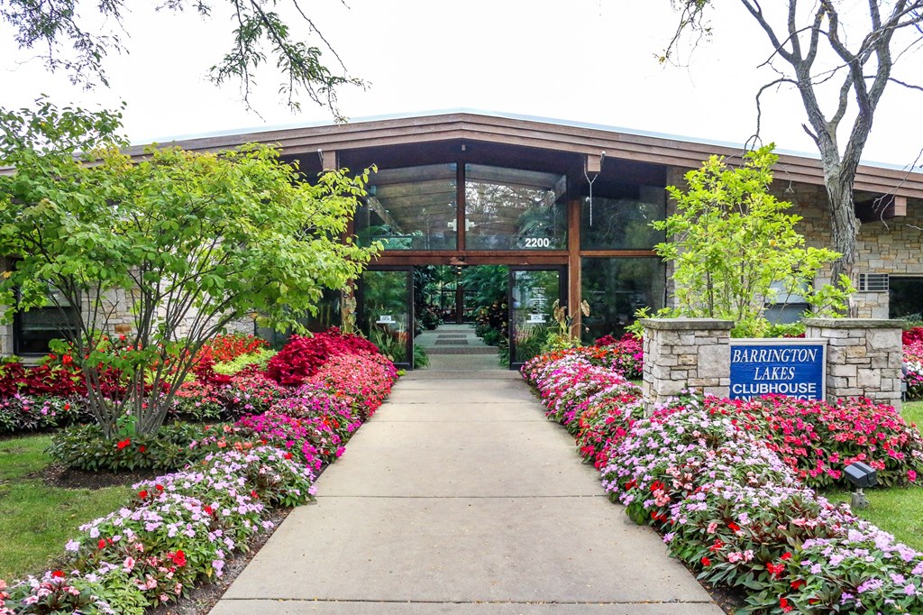 Barrington Lakes Hoffman Estates