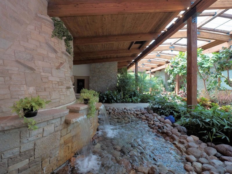 Barrington Lakes Apartments