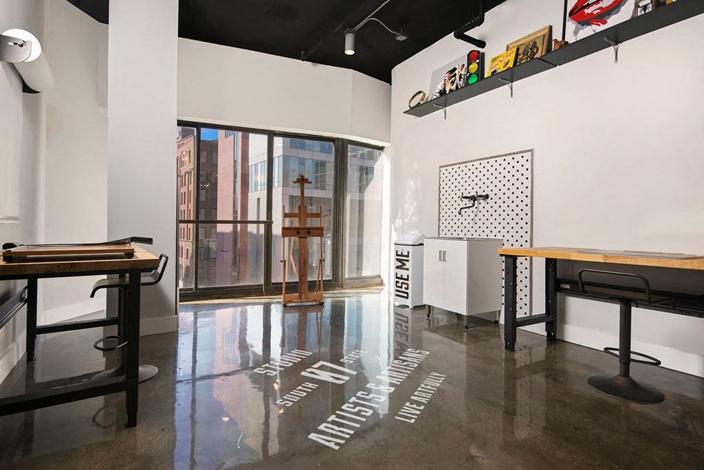 777 South State - Amenity Art Studio