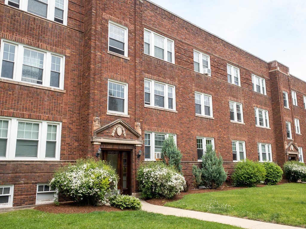 Hamilton Place Exterior