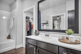 2400 Fort Worth Ave 1-3 Beds Apartment for Rent - Photo Gallery