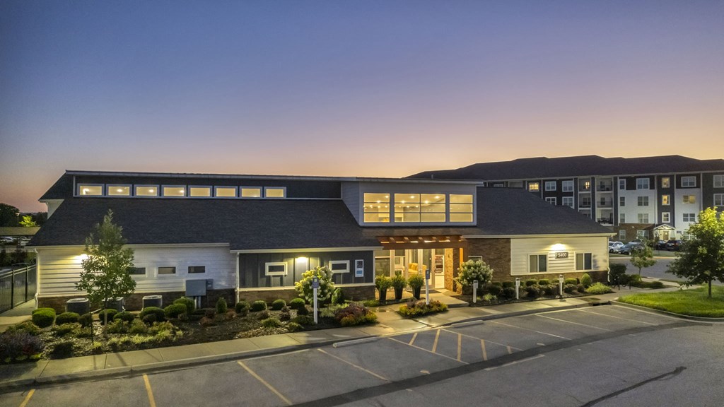 the building in which the hotel is located