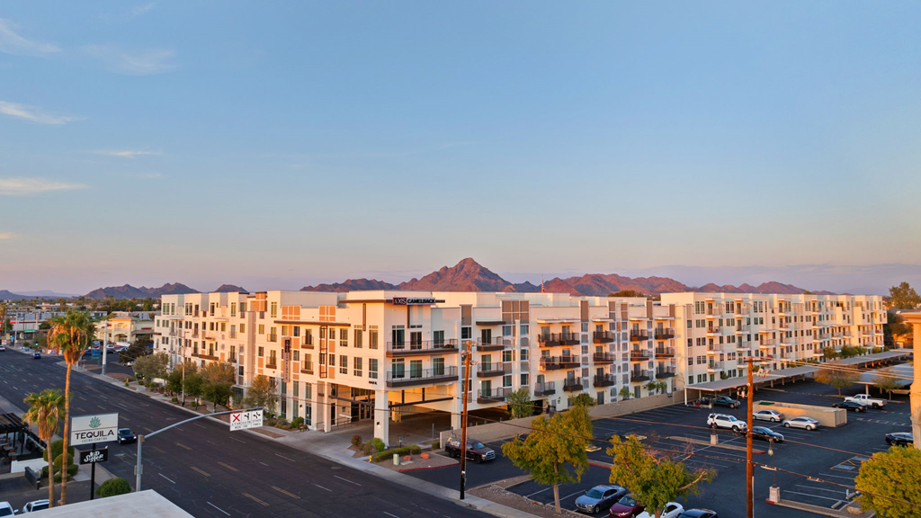 Axis Camelback Apartments, 4949 N 7th St, Phoenix, AZ - RentCafe