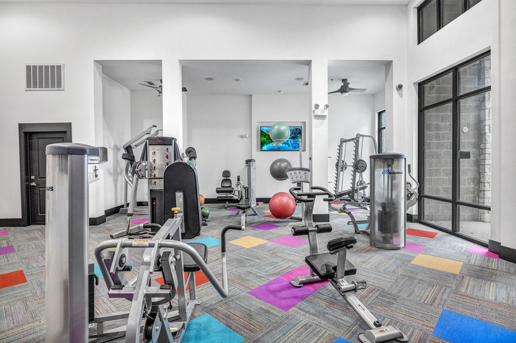 Fitness Center 1¦Axis Hamilton Luxury Apartments
