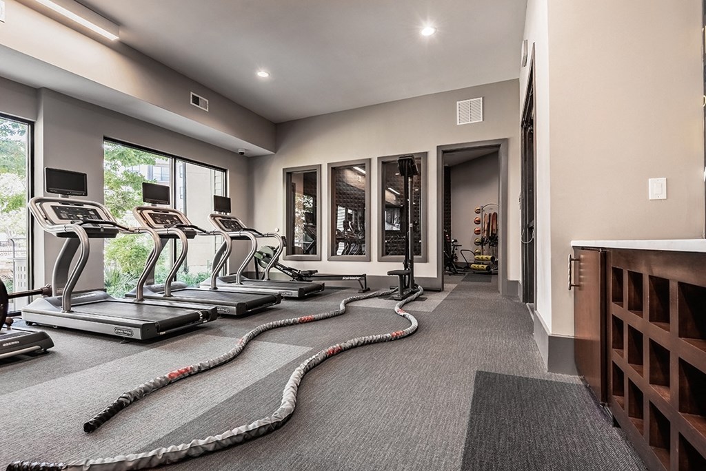 the gym at the monarch luxury apartments in des moinesaz