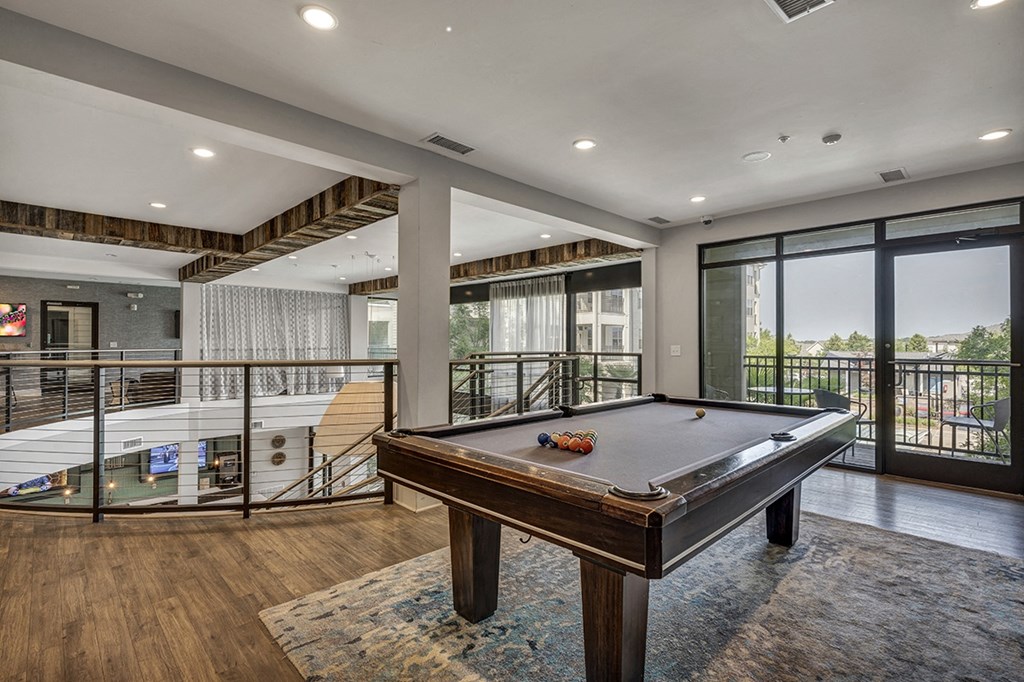 the preserve at ballantyne commons pool room