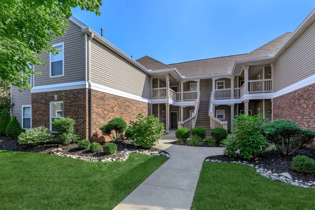 Fenwick_Place_Exterior_8_Louisville_KY