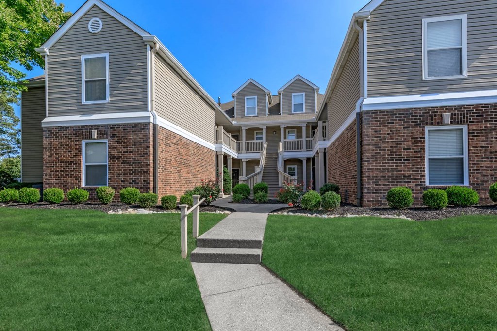 Fenwick_Place_Exterior_5_Louisville_KY