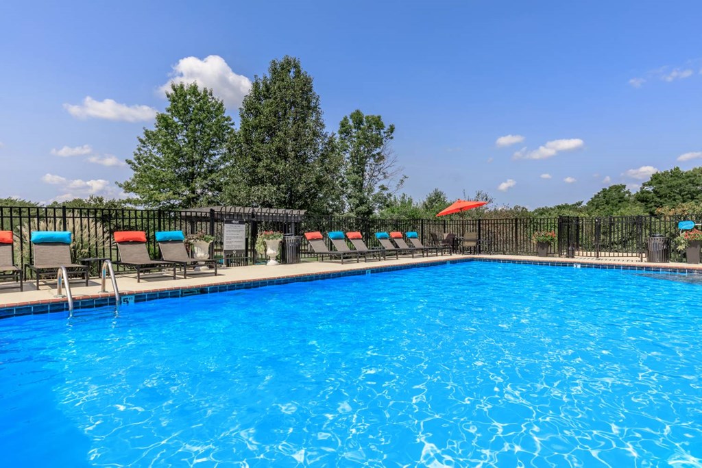 Fenwick_Place_Pool_5_Louisville_KY