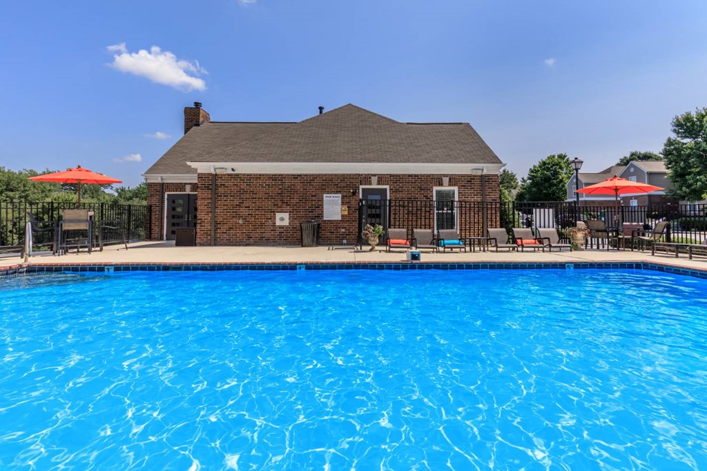 Fenwick_Place_Pool_2_Louisville_KY