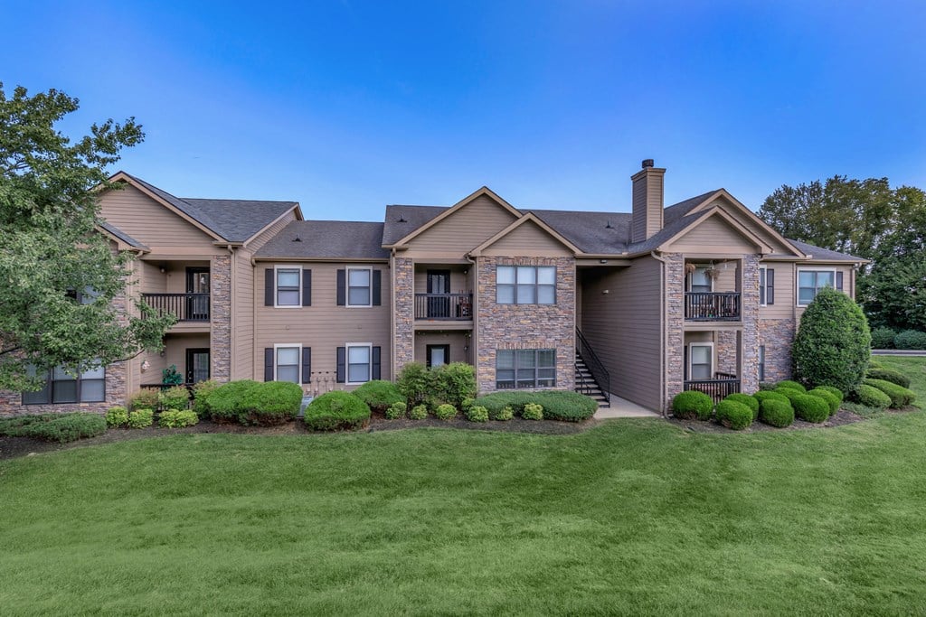 Terraces_At_Forest_Springs_Exterior_4_Louisville_KY