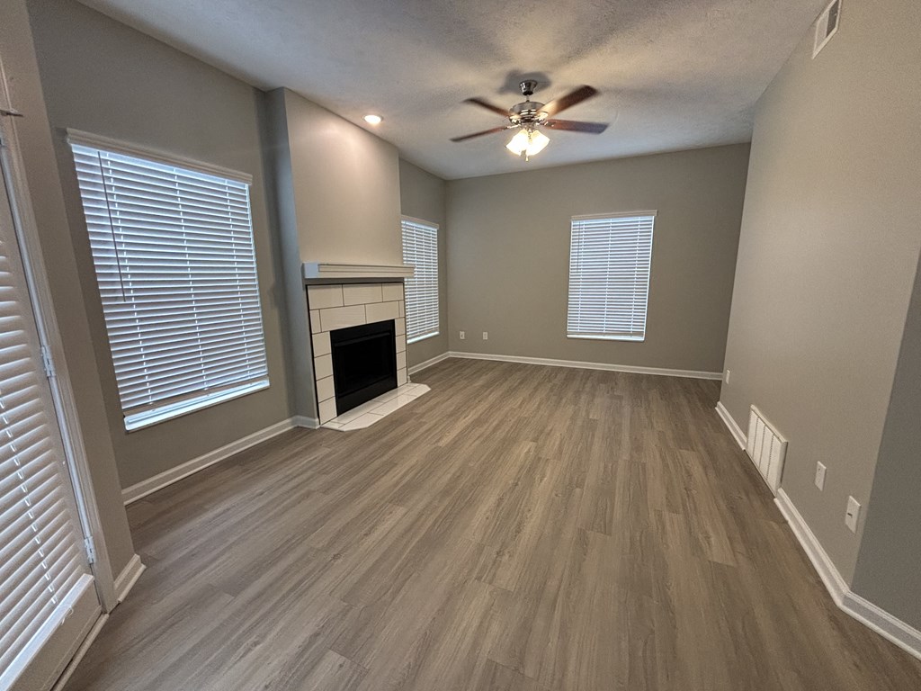 Fenwick Place Apartments in Louisville, KY 40220 - Living room with fireplace