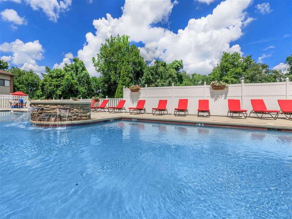 the swimming pool at the resort at glade springs