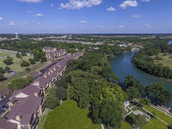 770 N IH-35 1-3 Beds Apartment for Rent - Photo Gallery 26