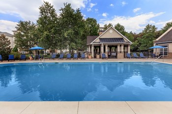 Pool 04 - Photo Gallery 5