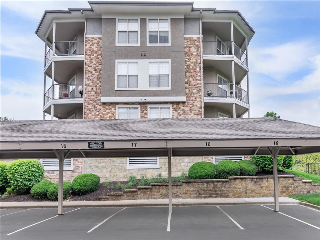 Corbin_Crossing_Exterior_21_Overland_Park_KS