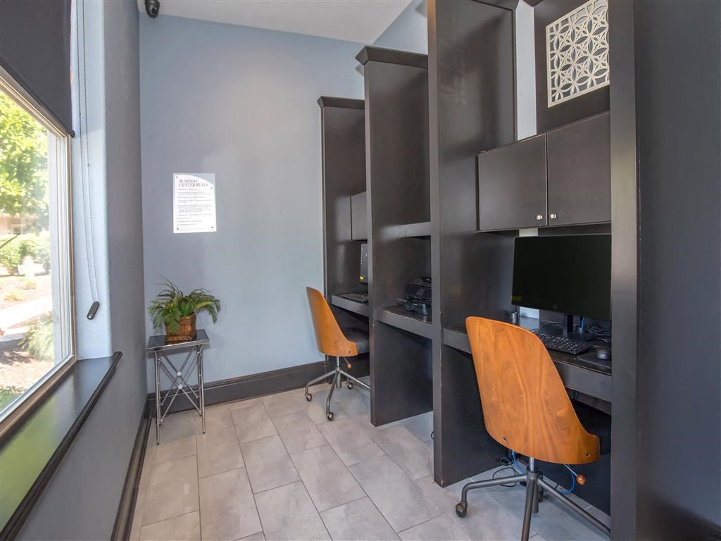 Corbin_Crossing_Amenity_3_Overland_Park_KS