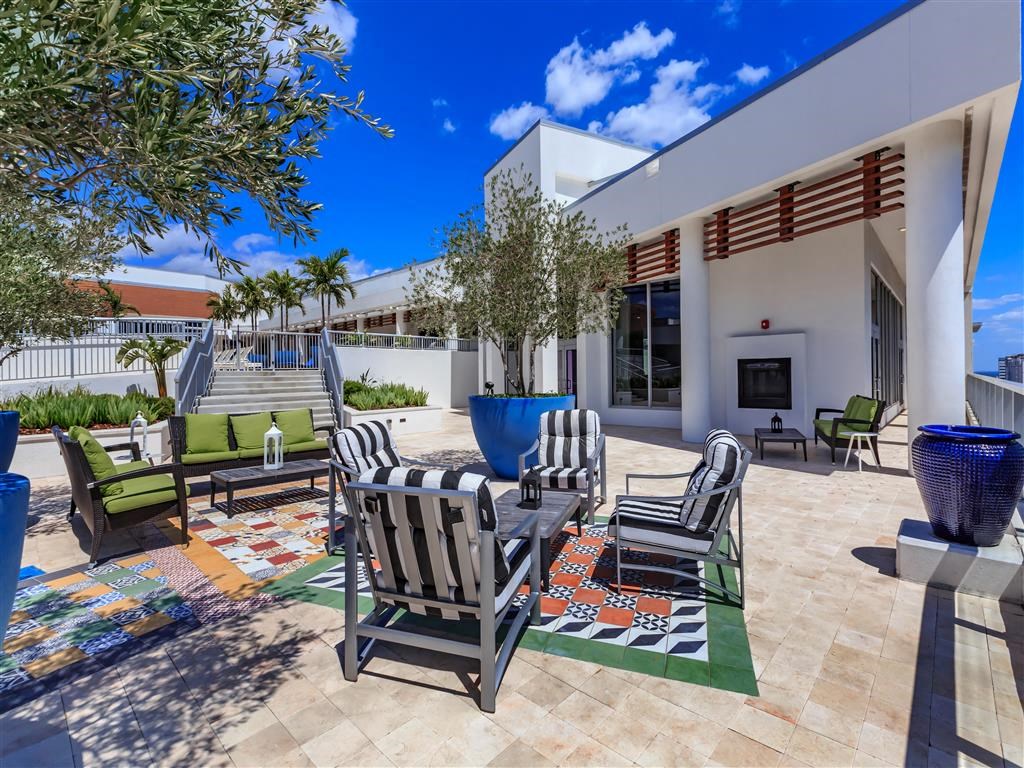 Hermitage_Apartments_Amenity_11_Saint_Petersburg_FL