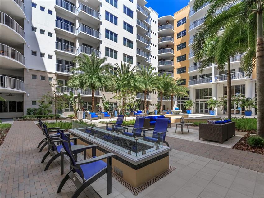 Hermitage_Apartments_Amenity_2_Saint_Petersburg_FL Hermitage_Apartments_Amenity_2_Saint_Petersburg_FL - Photo Gallery