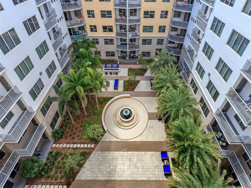 Hermitage_Apartments_Exterior_1_Saint_Petersburg_FL Hermitage_Apartments_Exterior_1_Saint_Petersburg_FL - Photo Gallery