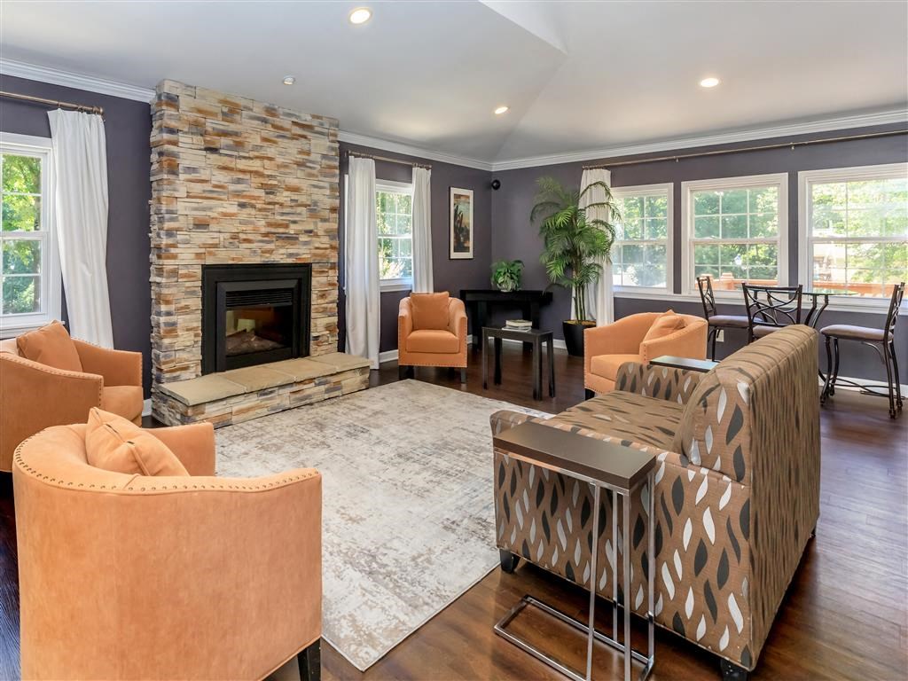 Park_Forest_Interior_19_St_Louis_MO