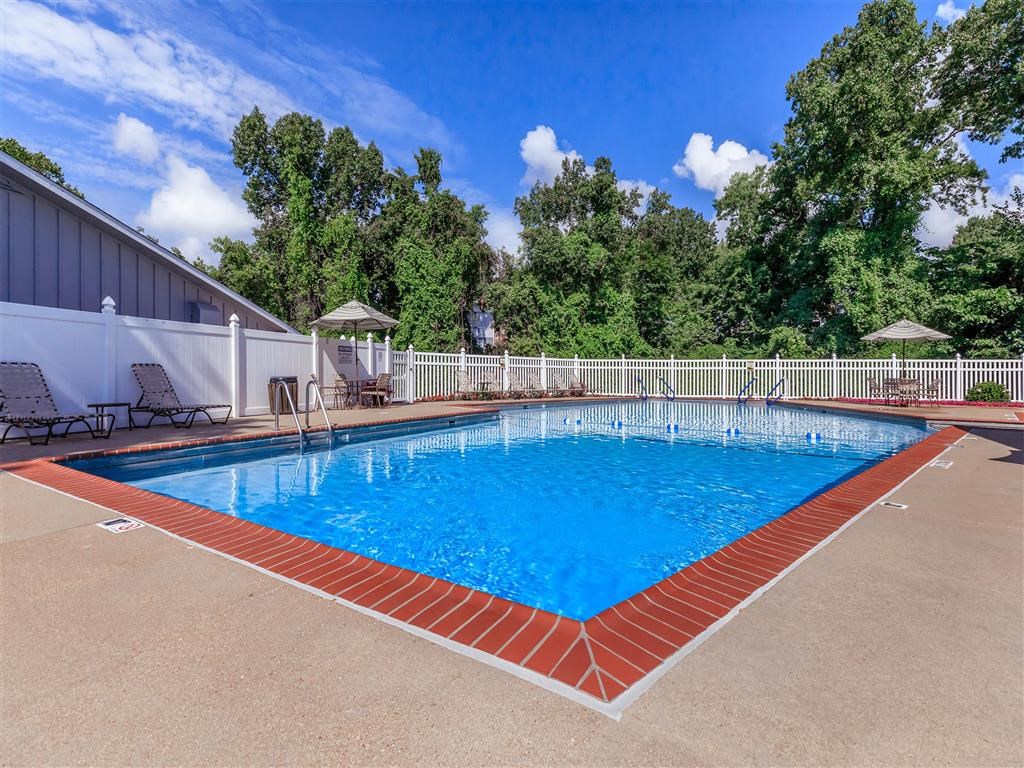 Southmoor_Pool_1_St_Louis_MO Southmoor_Pool_1_St_Louis_MO