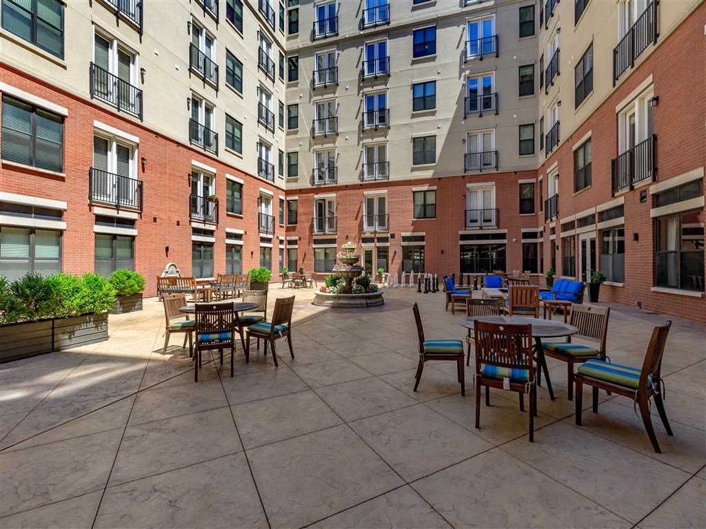 The_Orion_Exterior_2_St_Louis_MO