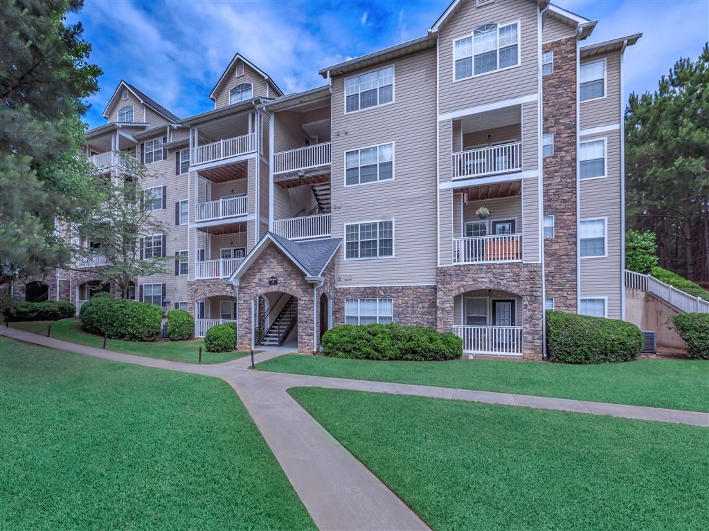 Walden_Crossing_Exterior_9_Canton_GA