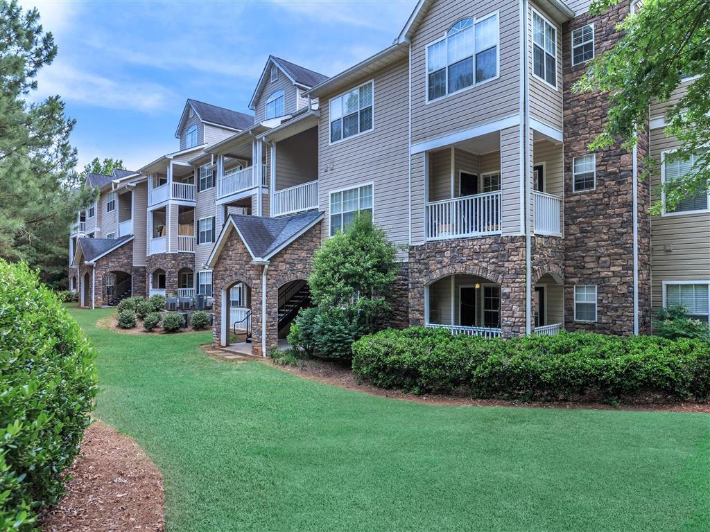 Walden_Crossing_Exterior_7_Canton_GA