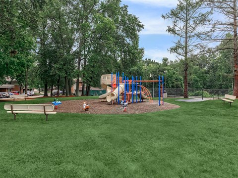 Whispering_Hills_Amenity_1_St_Louis_MO