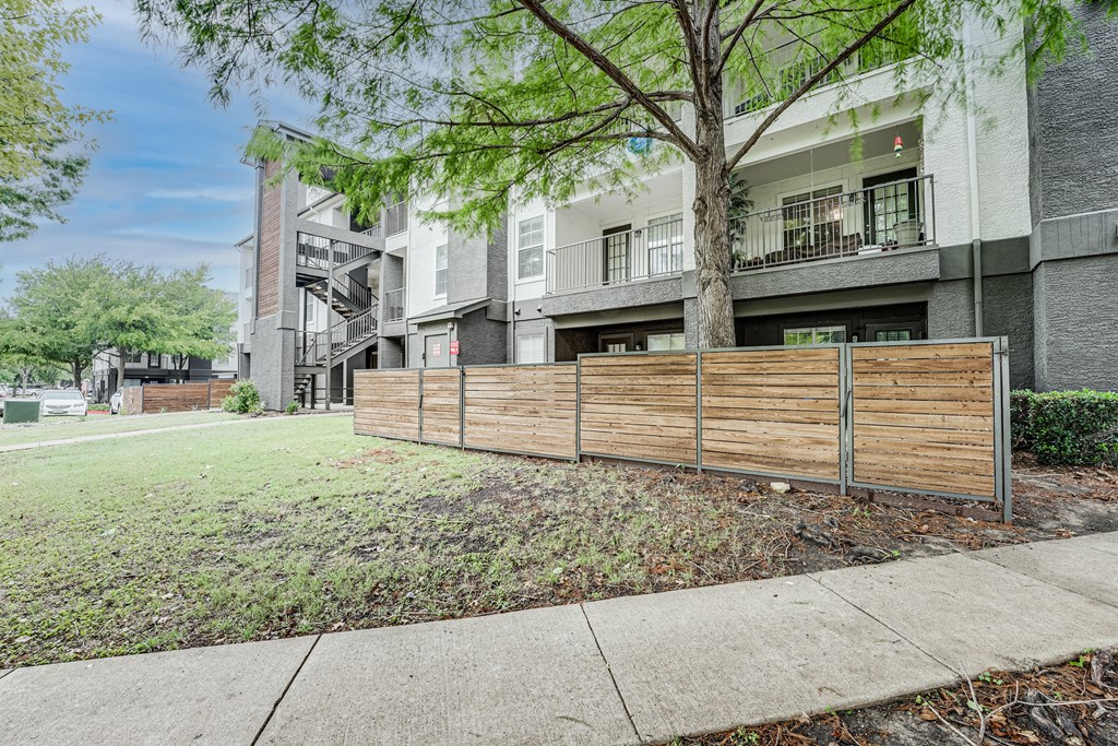 Property Exterior at Knox Allen Station, Allen, TX, 75002