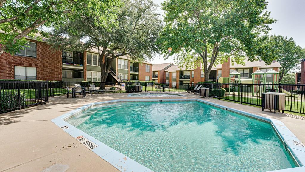 Glimmering Pool at Bardin Oaks, Arlington, 76018