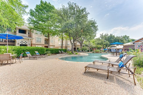 Poolside Lounge Chairs at The Brazos, Dallas, Texas